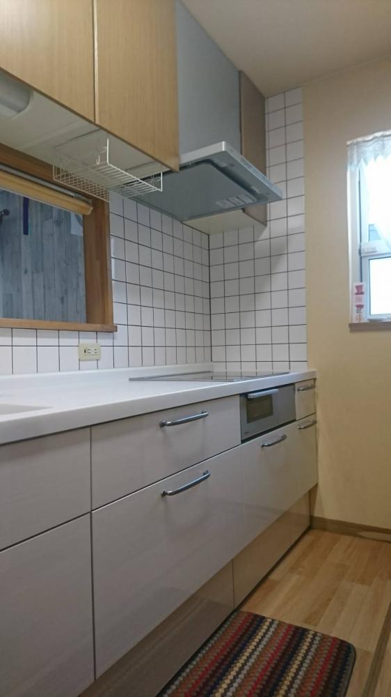 長くお使いのキッチンを交換し、使い勝手の良い素敵な空間に!
