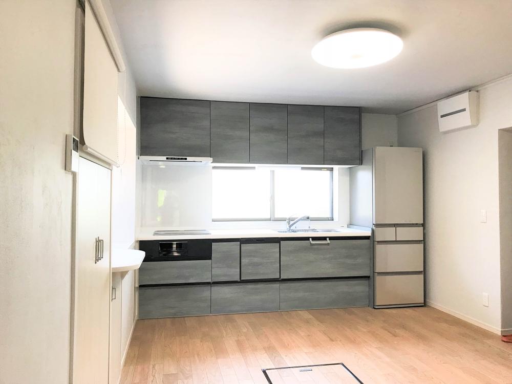 【更新情報】北側で暗かったキッチンが、明るいキッチンへ!