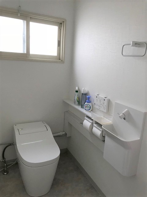 【更新情報】手洗いカウンター新設、節水型トイレへ入替!