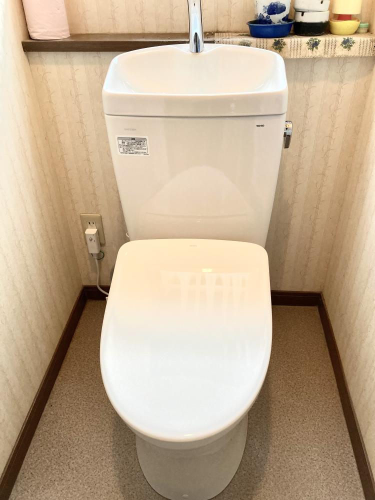 【佐賀県三養基郡】コンパクトトイレリフォームと浴室の水栓交換!