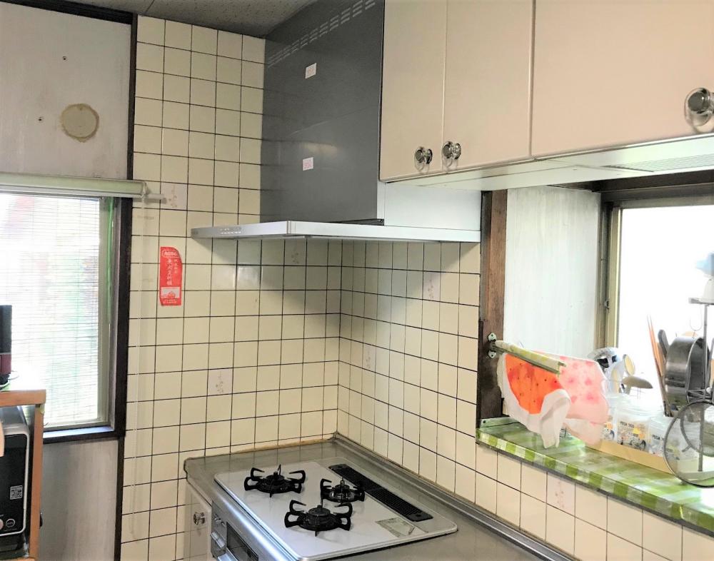 【RF施工事例更新】レンジフードの交換でお手入れラクラク!(佐賀県)